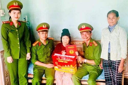 Đăng ký phụng dưỡng Mẹ Việt Nam anh hùng Đặng Thị Hợi