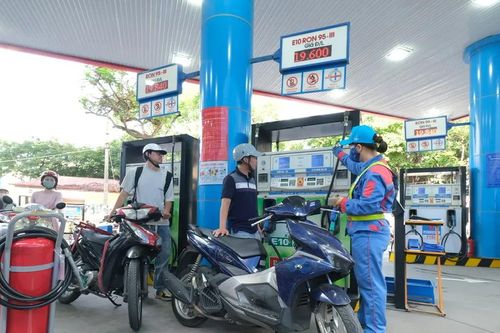 Đảm bảo đủ nguồn điện, gas, xăng dầu phục vụ cao điểm Tết 2026