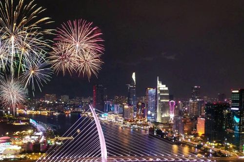 Bí kíp chọn điểm ngắm pháo hoa trọn vẹn tại TP HCM dịp Tết Dương lịch 2026
