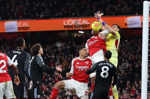 Arsenal đè bẹp Aston Villa, củng cố vị thế ứng viên vô địch