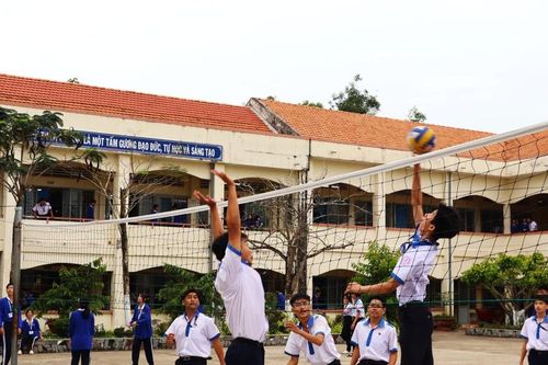 Trường học không điện thoại: Giờ ra chơi rộn tiếng cười