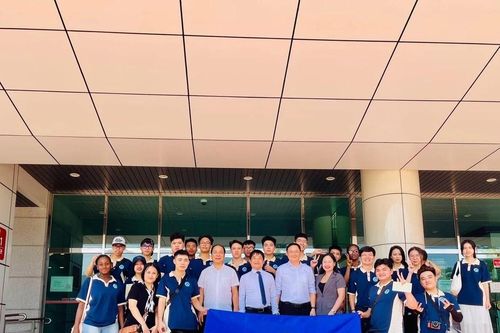 ICTU tiên phong đào tạo bán dẫn vi mạch và trí tuệ nhân tạo