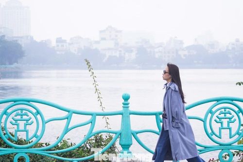 Bầu trời Hà Nội mù sương, không khí se lạnh trong ngày cuối năm 2025