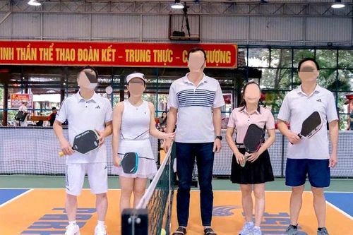 Kỷ luật Bí thư xã nghi nghỉ học bồi dưỡng chính trị để đi chơi Pickleball