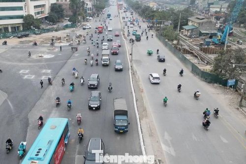 Nút giao Giải Phóng - Kim Đồng thu rào, tổ chức lại giao thông