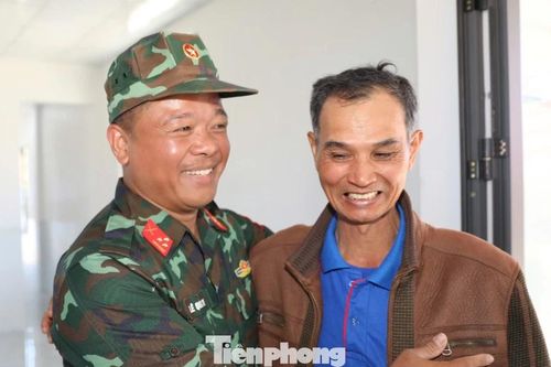 Quân khu 7 bàn giao 4 căn nhà cho người dân vùng lũ Lâm Đồng