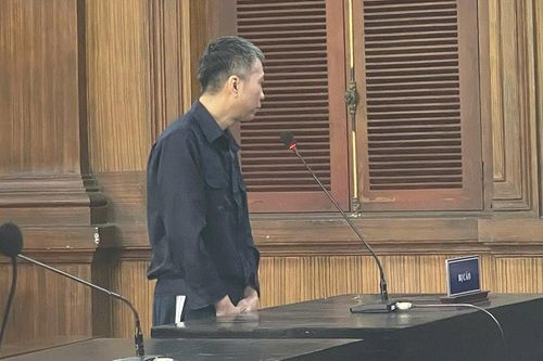 'Nổ' làm sếp lớn lừa chạy án cho nữ tù nhân