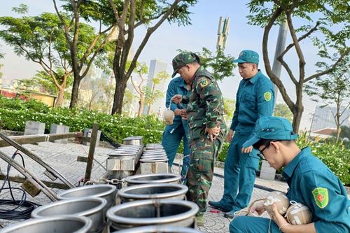 Trận địa pháo hoa ở TP Hồ Chí Minh sẵn sàng khai hỏa đón năm mới 2026