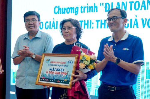 TP Hồ Chí Minh: Nâng cao ý thức giao thông qua việc chấp hành pháp luật