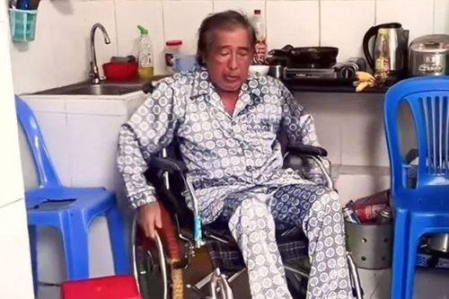 Nam nghệ sĩ Việt bị tai biến lần 5, phát hiện có u trong não