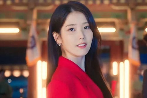 IU tái xuất màn ảnh với tạo hình mới