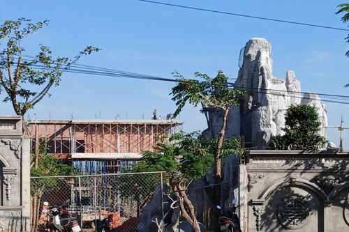 Xã Ia Hrú lập hồ sơ xử lý vi phạm lấn chiếm hành lang quốc lộ 25