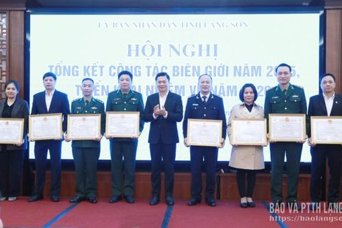 Tiếp tục đẩy mạnh công tác đối ngoại, gắn chặt ngoại giao kinh tế với bảo đảm quốc phòng, an ninh