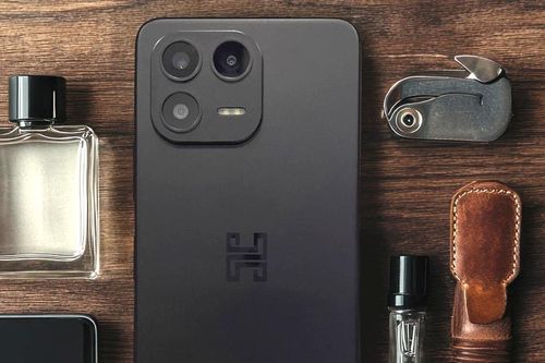 Smartphone bảo mật Hiroh cho đặt hàng: Chạy Android 16 và có công tắc ngắt camera vật lý