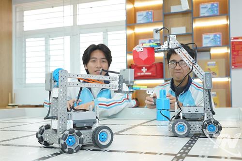 Phòng học STEM: Lan tỏa tinh thần đổi mới cho giáo dục Thái Nguyên