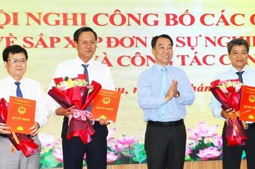 Cà Mau công bố giám đốc, phó giám đốc Ban quản lý dự án chuyên ngành tỉnh