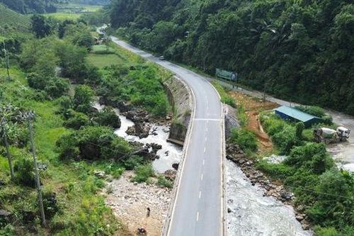 Gia hạn tiến độ 4 gói thầu dự án kết nối giao thông miền núi phía Bắc sang năm 2026