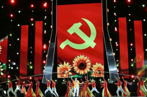 Cần Thơ: Người dân nô nức tham gia các hoạt động chào mừng năm mới 2026