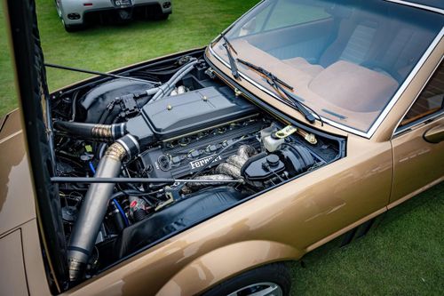 Ferrari độ gần 2 triệu USD có gì?