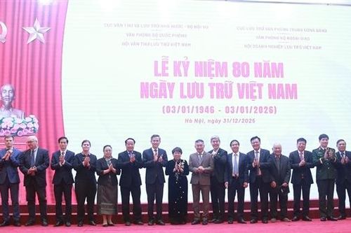 Phát huy vai trò không thể thay thế của lưu trữ trong xây dựng 'bộ nhớ của quốc gia'