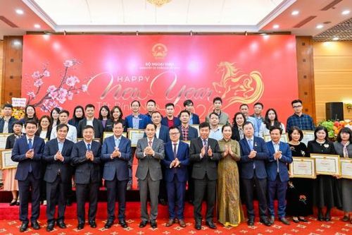 Tri ân đóng góp của đội ngũ báo chí trong công tác thông tin, tuyên truyền đối ngoại