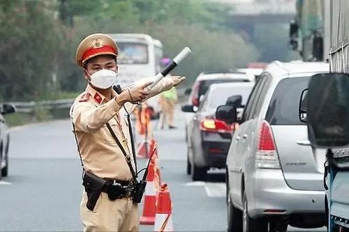 Phân luồng giao thông đêm bắn pháo hoa Tết Dương lịch
