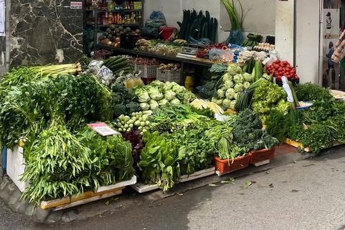 Giá rau xanh hạ nhiệt, người tiêu dùng 'dễ thở' dịp cuối năm