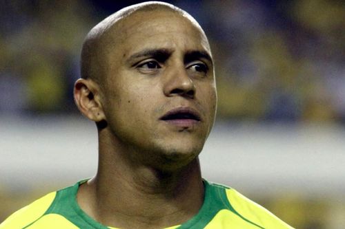 Roberto Carlos nhập viện