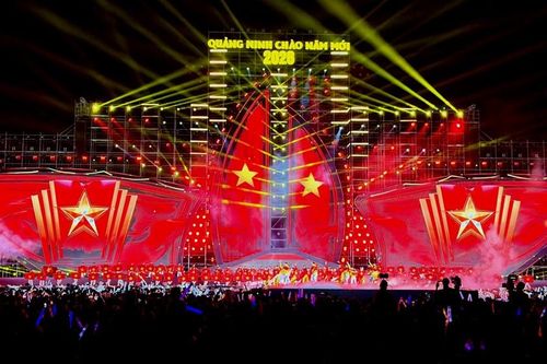 Khoảnh khắc chào năm mới rực rỡ của Quảng Ninh
