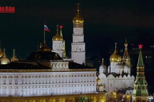 Chiến sự phủ bóng thông điệp năm mới của Tổng thống Nga – Ukraine