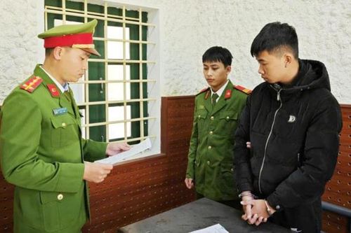 Bắt thanh niên lừa đảo