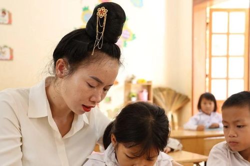 Đột phá chính sách đãi ngộ nhà giáo: Đòn bẩy để giáo dục vùng khó chuyển mình