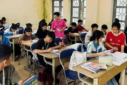 'Chìa khóa' giữ học sinh ở lại trường