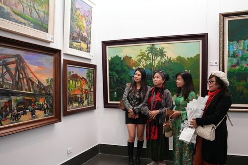 Triển lãm hội họa 'Miền Xanh' diễn ra tại Bảo tàng Mỹ thuật Việt Nam