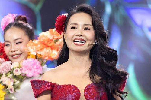 Ca sĩ Cẩm Ly và dàn hoa hậu hội tụ đón năm mới