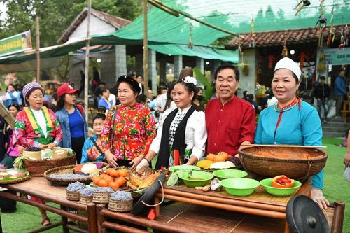 Trải nghiệm sắc màu chợ phiên vùng cao giữa lòng Hà Nội