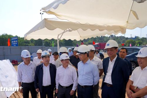 Thi công xuyên Tết Dương lịch tại các công trình trọng điểm ở Đà Nẵng