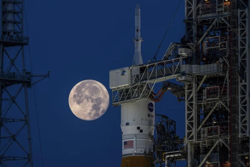 NASA tiết lộ thời điểm quay trở lại Mặt Trăng trong năm 2026