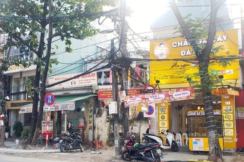 Hoàn thành lát đá vỉa hè đường Ông Ích Khiêm trước Tết Nguyên đán 2026