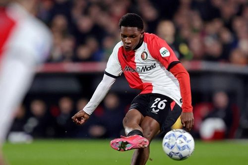 Arsenal nhắm chiêu mộ 'Jurrien Timber mới' Givairo Read nhằm phá kế hoạch của Man City