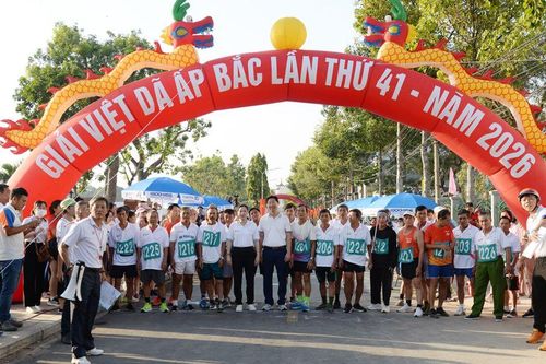 Giải Việt dã Ấp Bắc lần thứ 41: Tranh tài sôi nổi trên đường chạy
