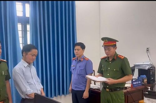 Đồng Nai: Bắt tạm giam cán bộ địa chính chiếm đoạt 520 triệu đồng của người dân
