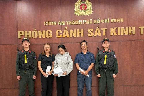 Công an TP.HCM triệt phá đường dây buôn lậu thực phẩm chức năng quy mô hơn 45 tỷ đồng