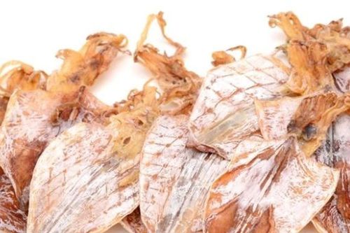 Cách chọn mực khô ngon: Những dấu hiệu người tiêu dùng cần biết