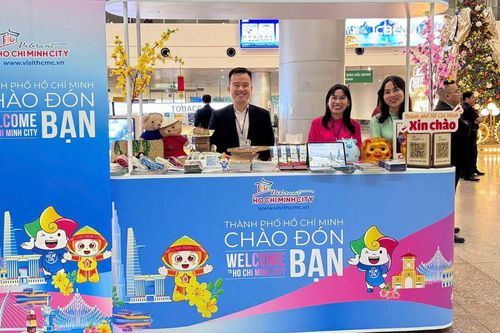 TP. Hồ Chí Minh đón đoàn du khách đầu năm 2026: Khởi đầu du lịch mạnh mẽ của một siêu đô thị