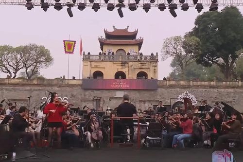 Bữa tiệc âm nhạc năm mới tại Hoàng thành Thăng Long