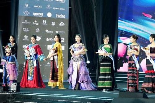 Đêm Chung khảo Hoa hậu du lịch Việt Nam 2026 tại Sa Pa thu hút đông đảo du khách