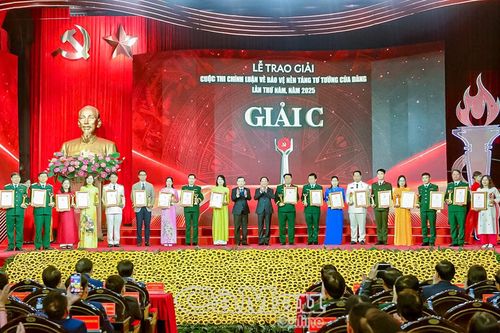 Củng cố niềm tin, khơi dậy khát vọng