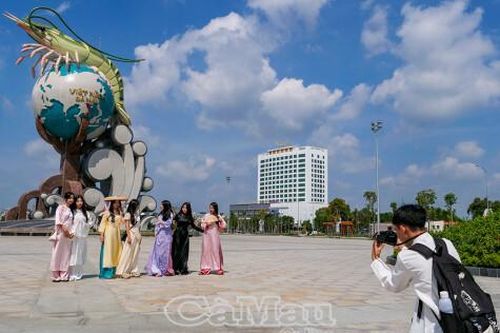 Sắc xuân truyền thống giữa nhịp sống hiện đại