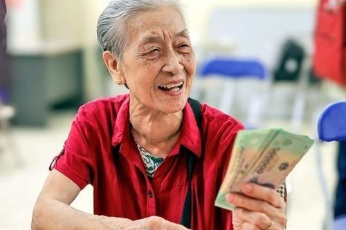 Hỗ trợ thêm 720.000 đồng cho các đối tượng hưởng chính sách hưu trí xã hội theo Nghị quyết 26 nhân dịp gì?
